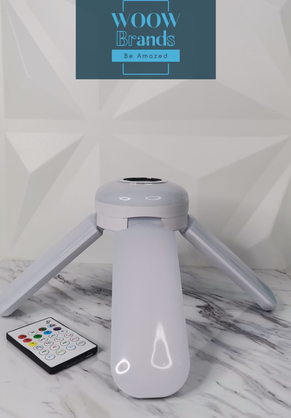Foco lampara Bluetooth Con Control Remoto 4 Aspas Color Blanco