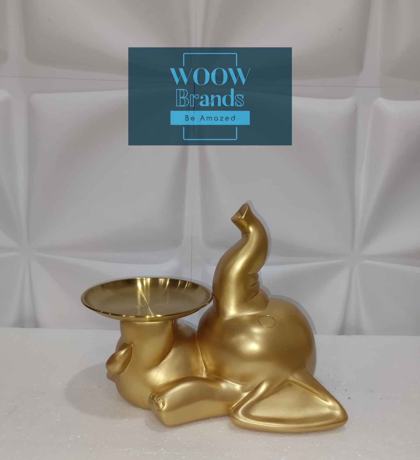 ELEFANTE DORADO CON CHAROLA DORADA