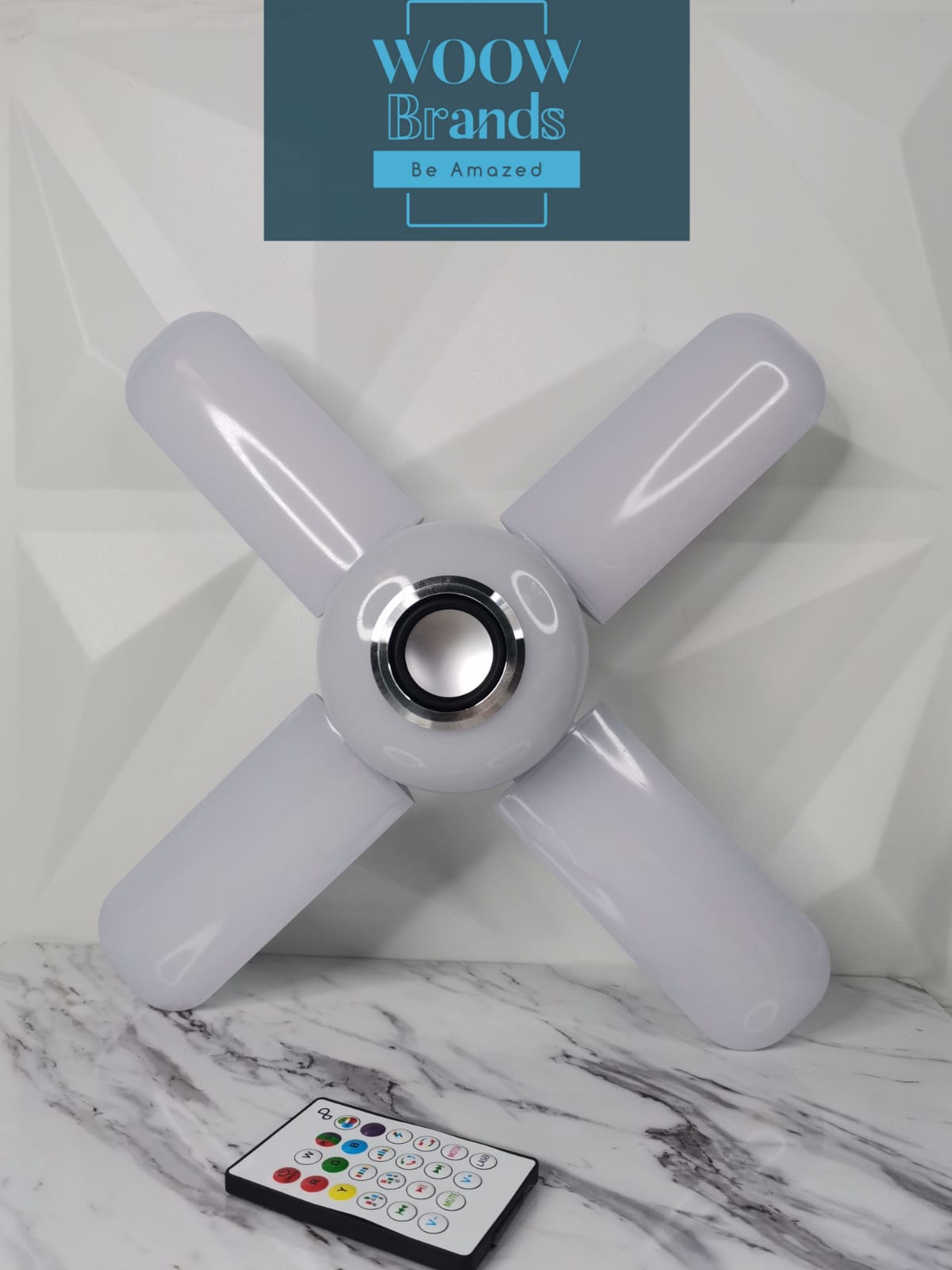 Foco lampara Bluetooth Con Control Remoto 4 Aspas Color Blanco