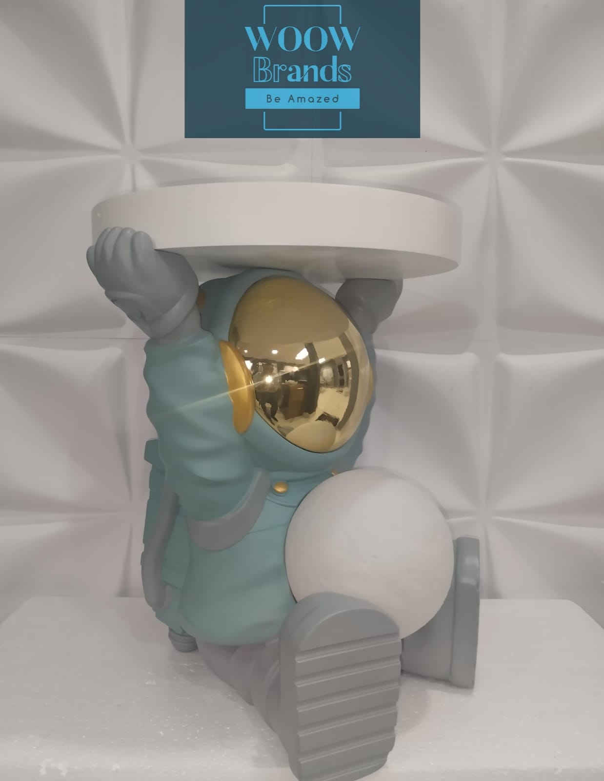 MESITA ASTRONAUTA CON LUZ MULTICOLOR SENTADO VERDE